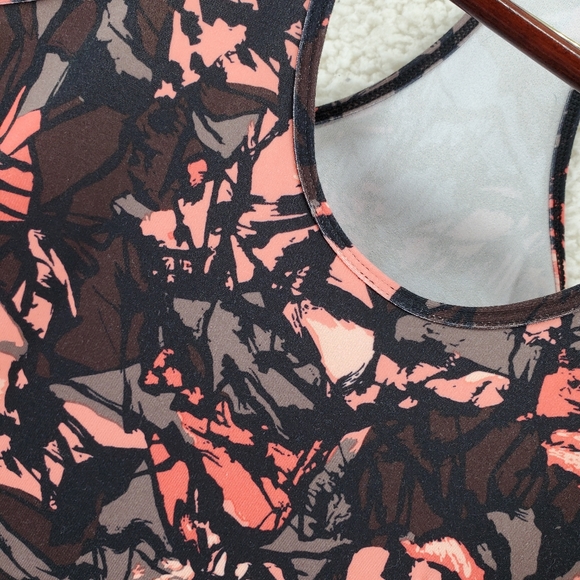 Lululemon Cool Racerback Abstract Floral Print Tank Top Shirt sz 6 Black Salmon - Picture 2 of 6